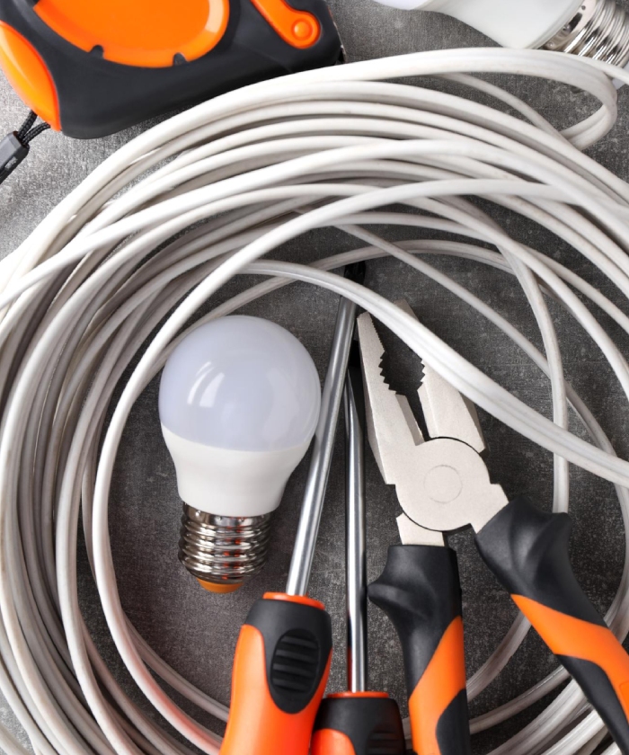 Matériel pour travaux d’électricité générale